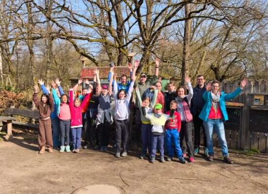 Gruppenbild der Dreieichhörnchen zum Frühjahrsputz